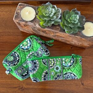 Vera Bradley Cupcakes Green Cosmetic Bag Set